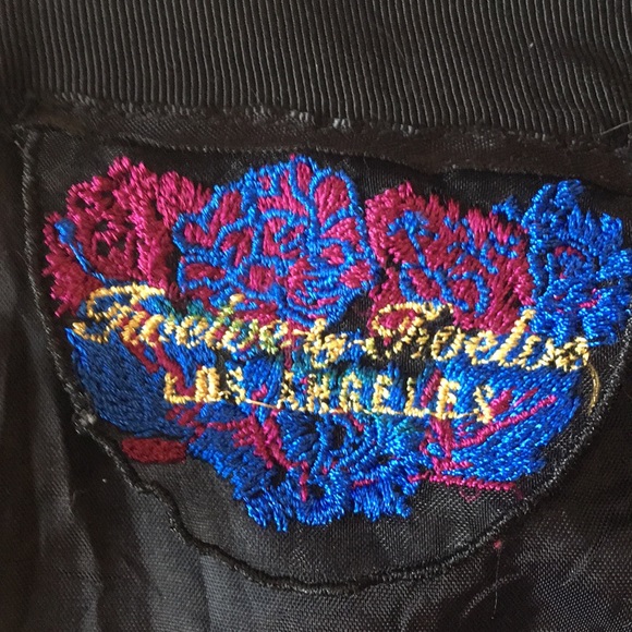 SALE!!NEW without Tag zipper backed Skirt w/ chevron - Picture 4 of 6